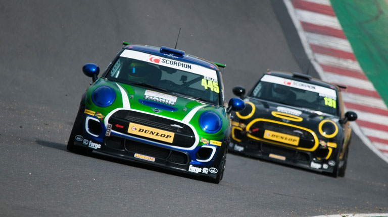 ZELOS PIPS CHAMPIONSHIP LEADERS TO BRANDS HATCH POLE
