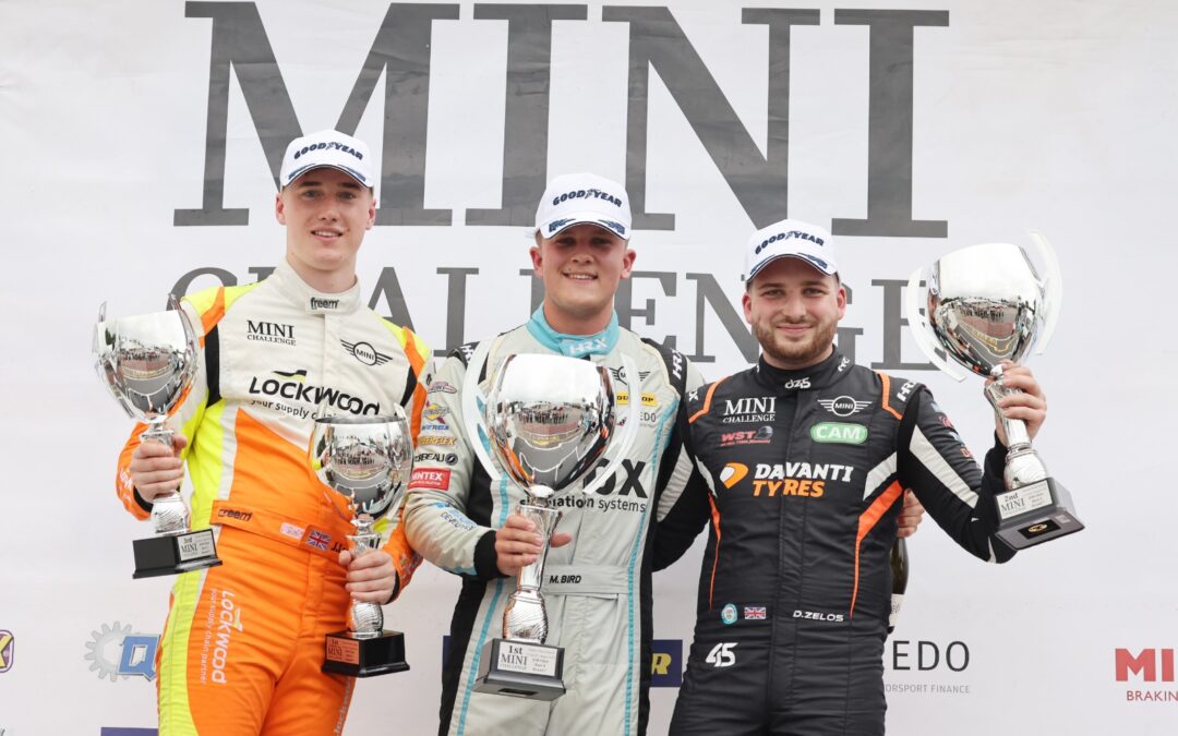 MAX BIRD HEADS EXCELR8 PODIUM LOCK-OUT IN OULTON PARK OPENER