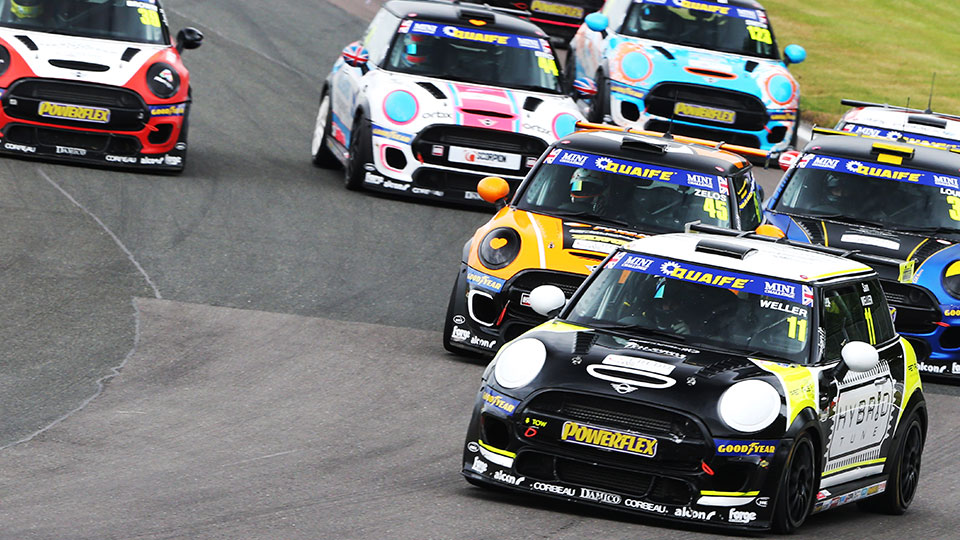 ALL TO PLAY FOR AS JCW BATTLES HEAD FOR BRANDS HATCH