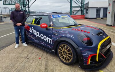 STEVEN LAKE STEPS UP TO MINI CHALLENGE WITH JCW ENTRY